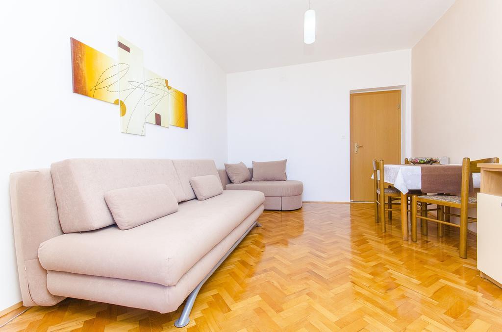 Apartments Kunac Podgora Bilik gambar