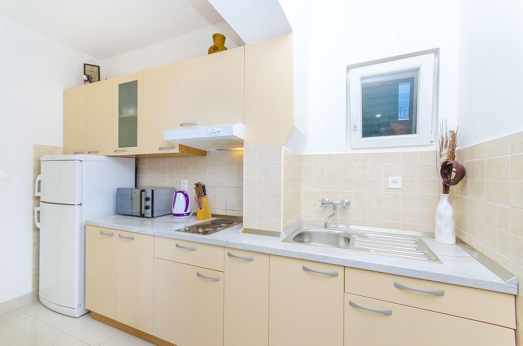 Apartments Kunac Podgora Bilik gambar