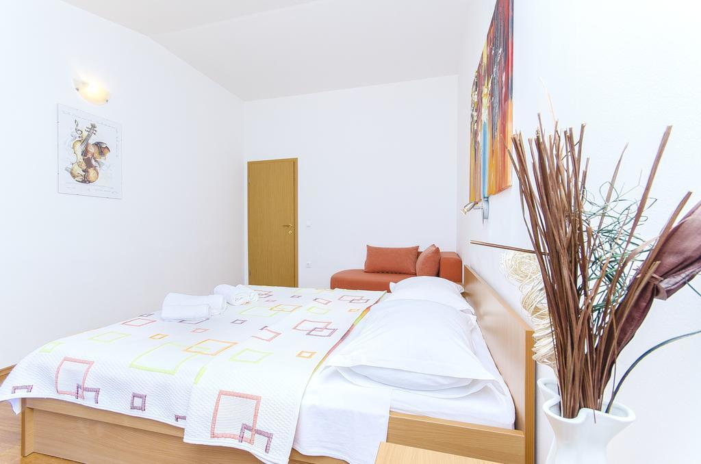 Apartments Kunac Podgora Bilik gambar